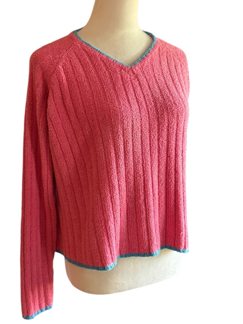 Alps Women's Pink Semi-cropped V-Neck Ribbed Sweater with BlueTrim